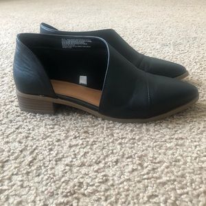 Black low cut flats